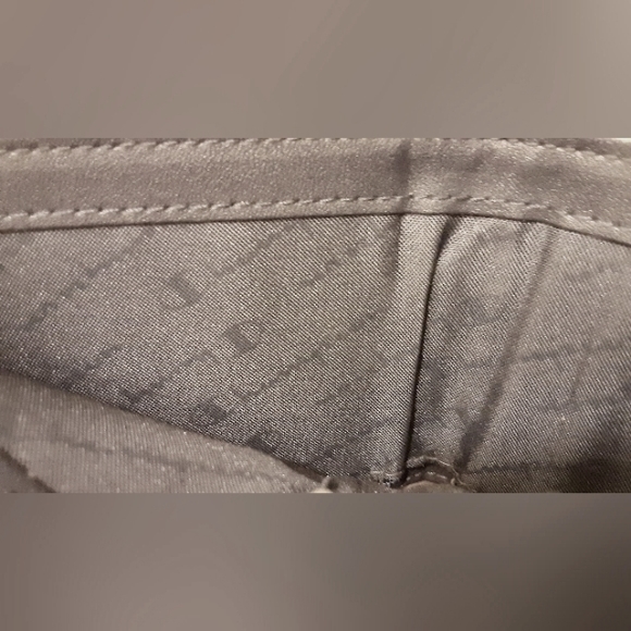 Champion Harbor Bifold Wallet - Picture 4 of 5